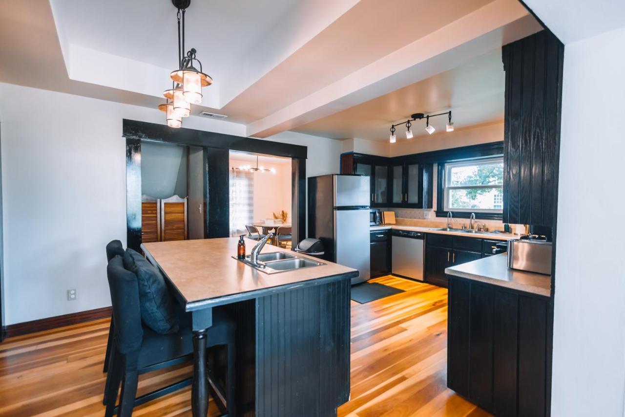 Willa Downtown Escape Great For Large Families & Groups Sugarcreek Zewnętrze zdjęcie