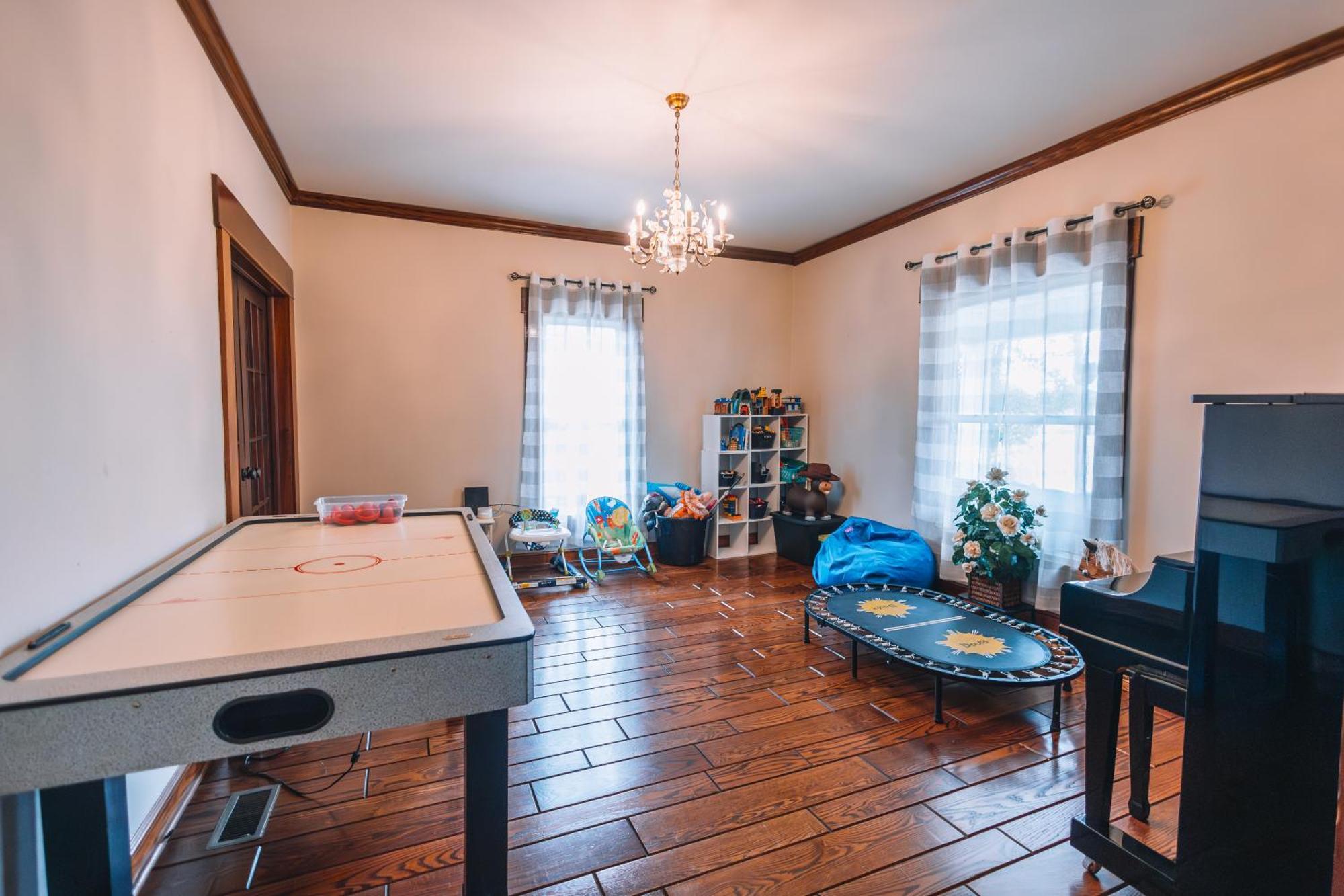 Willa Downtown Escape Great For Large Families & Groups Sugarcreek Zewnętrze zdjęcie