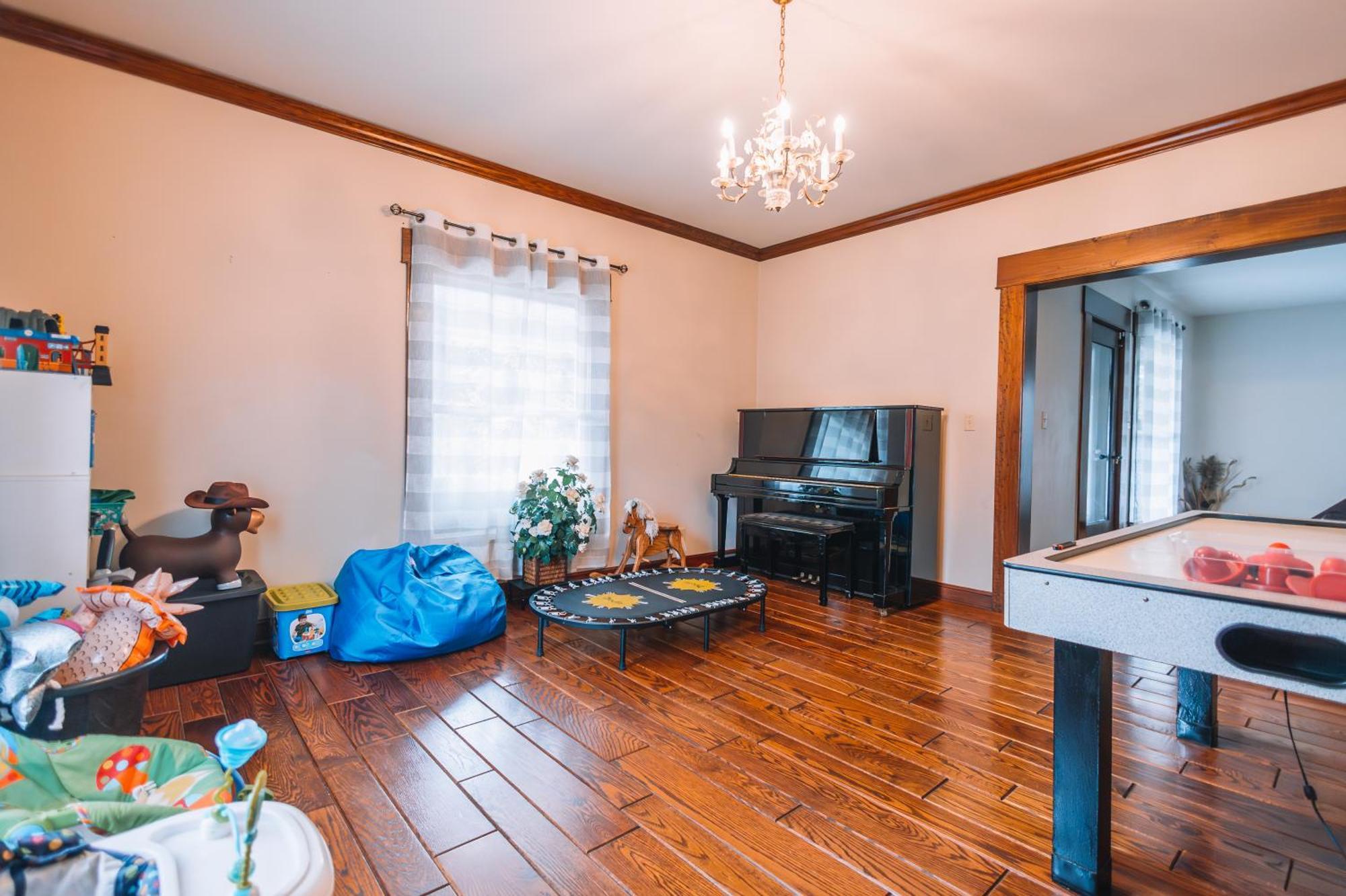 Willa Downtown Escape Great For Large Families & Groups Sugarcreek Zewnętrze zdjęcie