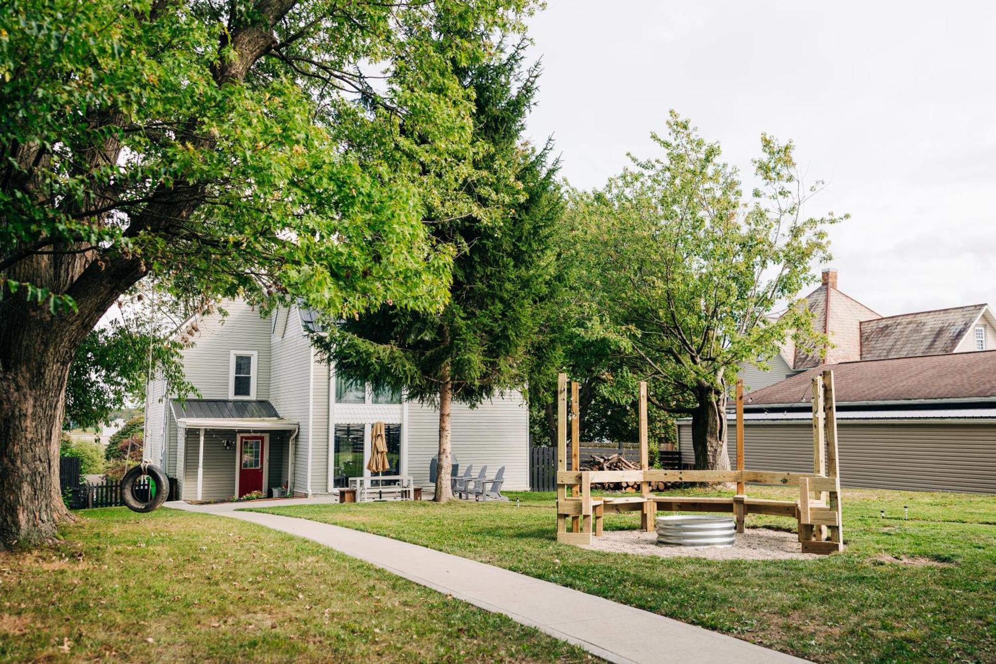 Willa Downtown Escape Great For Large Families & Groups Sugarcreek Zewnętrze zdjęcie
